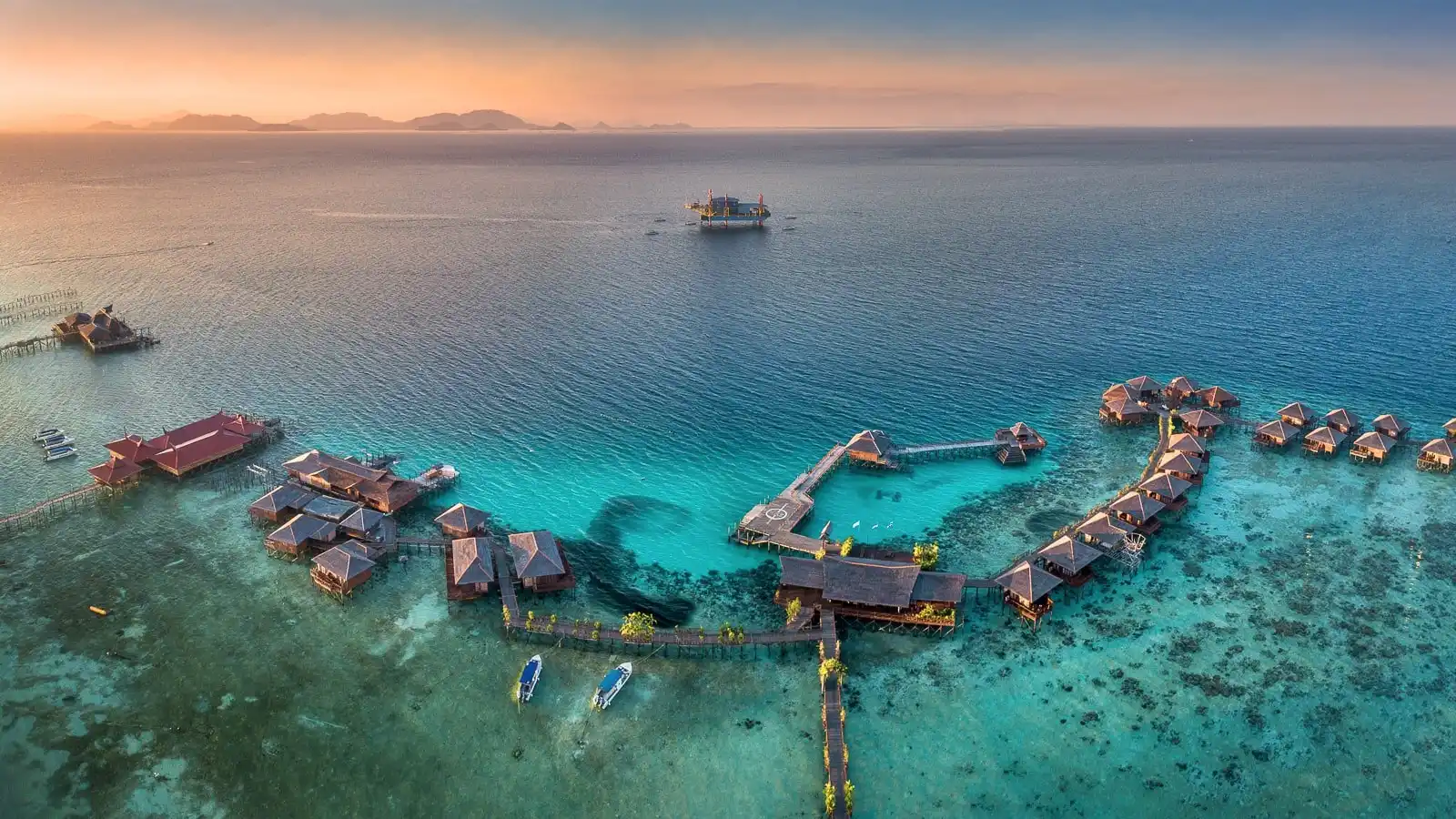 Top 15 Islands on Earth That Don’t Feel Real 7 Pulau Mabul, Malaysia